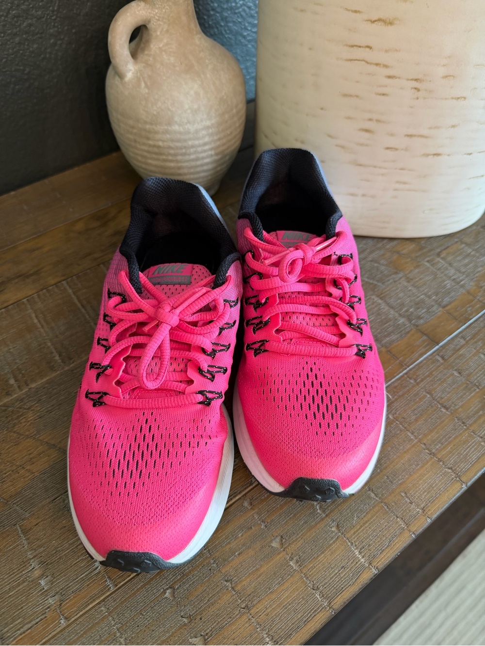 Nike Women's Pink Athletic Running Shoes